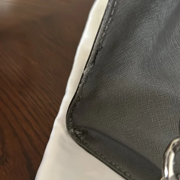 Michael Kors Authentic Michael Kors Grey Lock & Key Purse - Picture 15 of 15